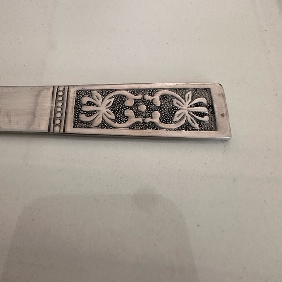 MIDCENTURY SALAD SERVERS - Picture 3 of 4